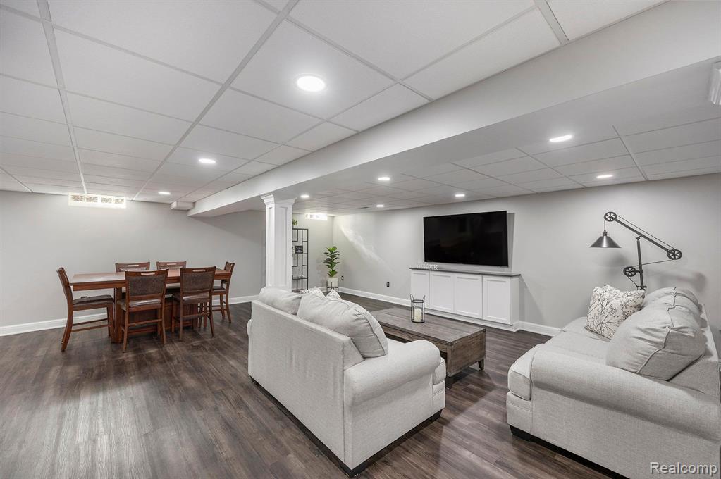6634 Saint Andrews Drive