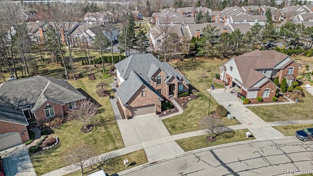 6634 Saint Andrews Drive