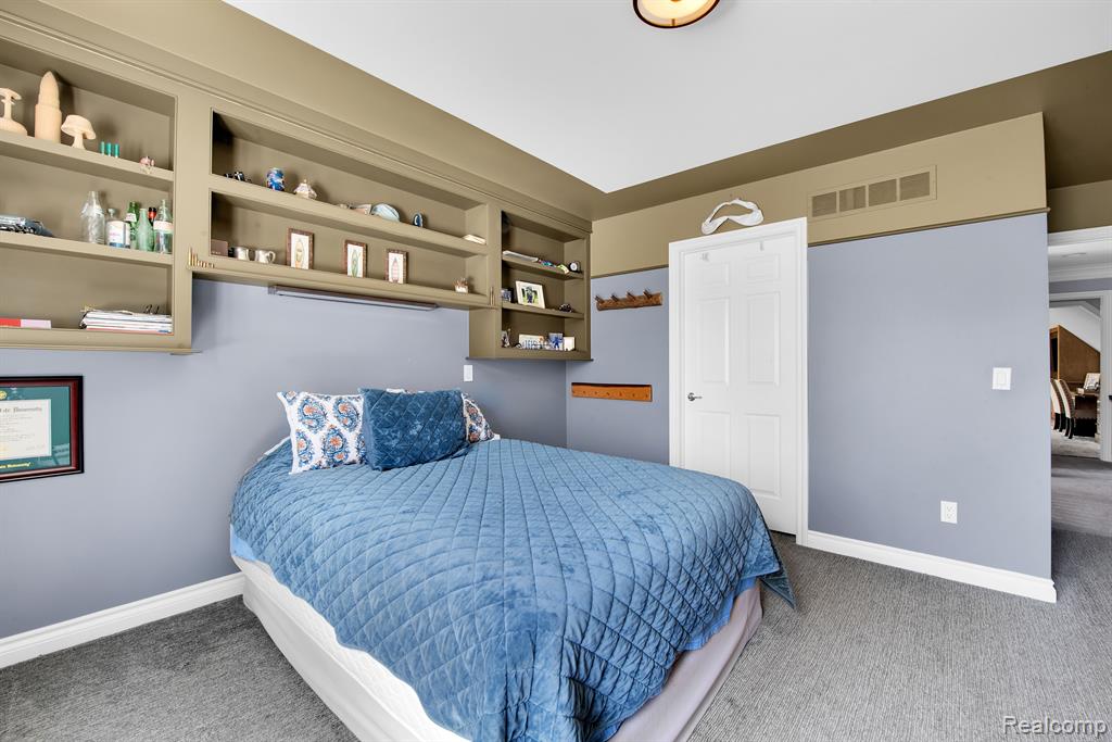 1168 Autumnview Drive