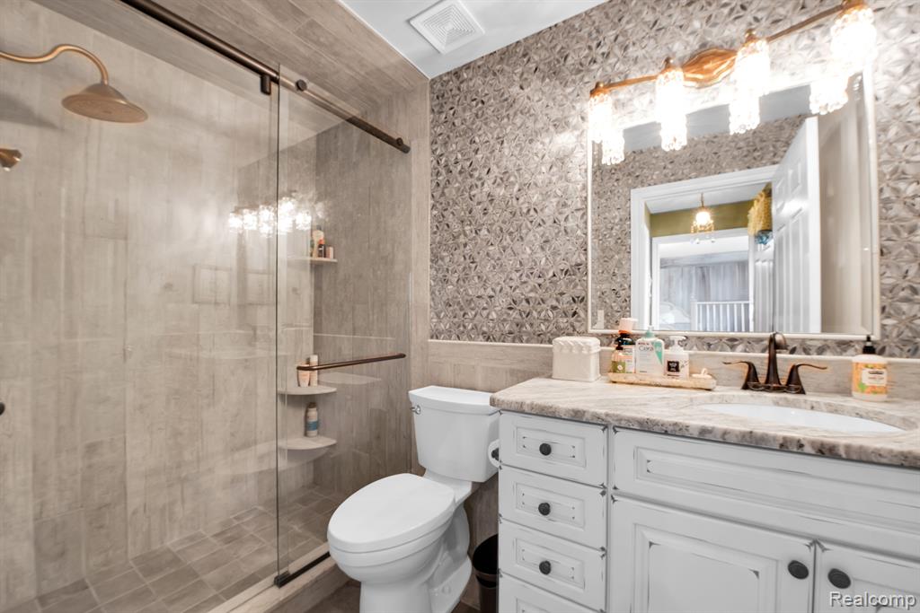 1168 Autumnview Drive