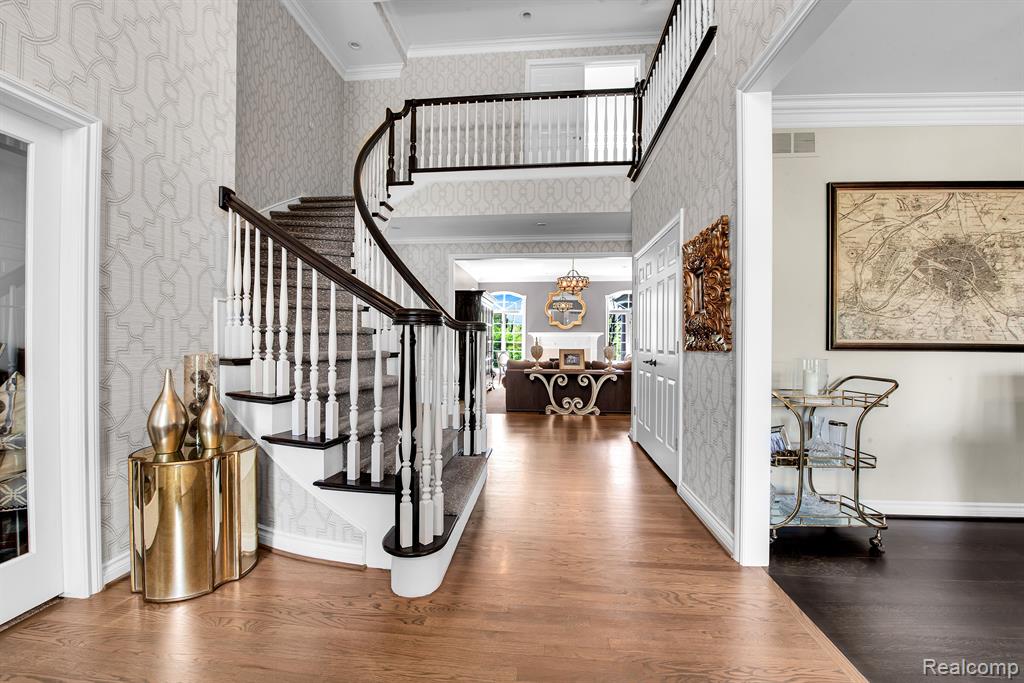 1168 Autumnview Drive