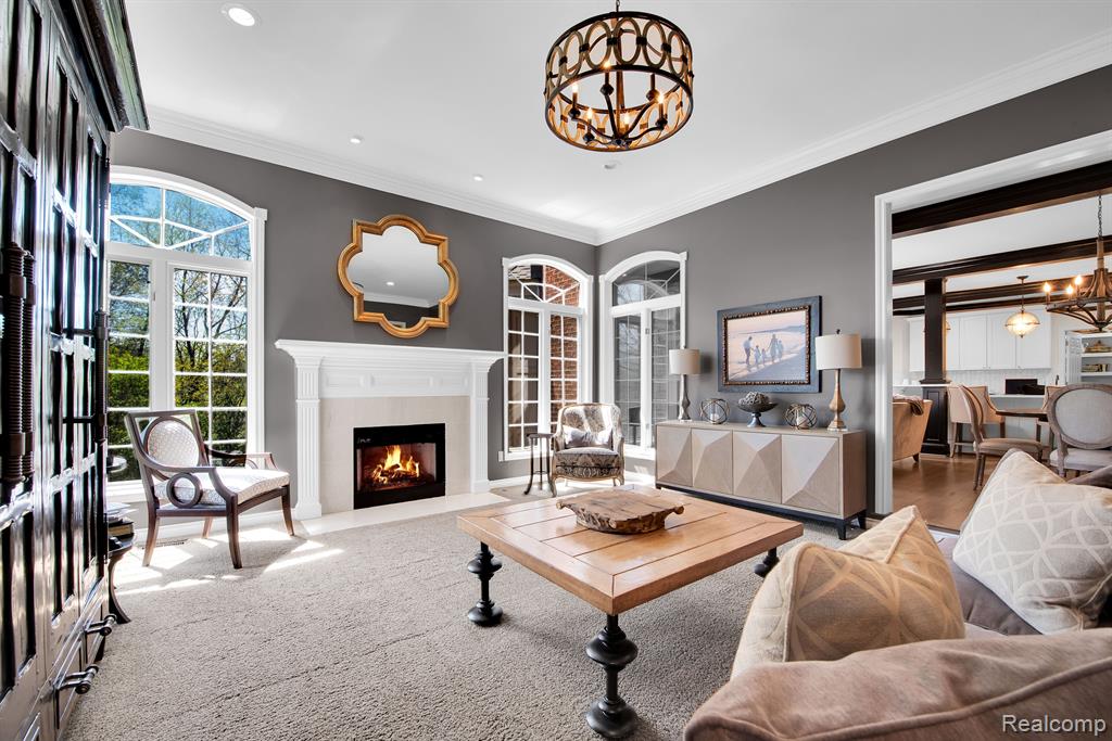 1168 Autumnview Drive