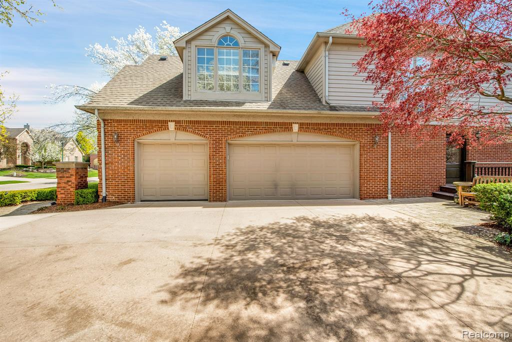 1168 Autumnview Drive