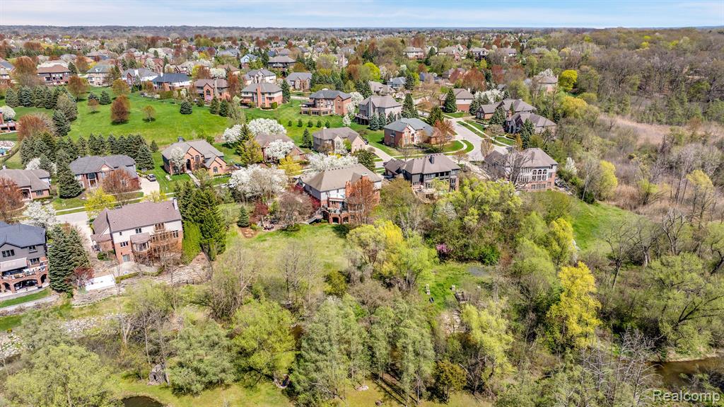 1168 Autumnview Drive