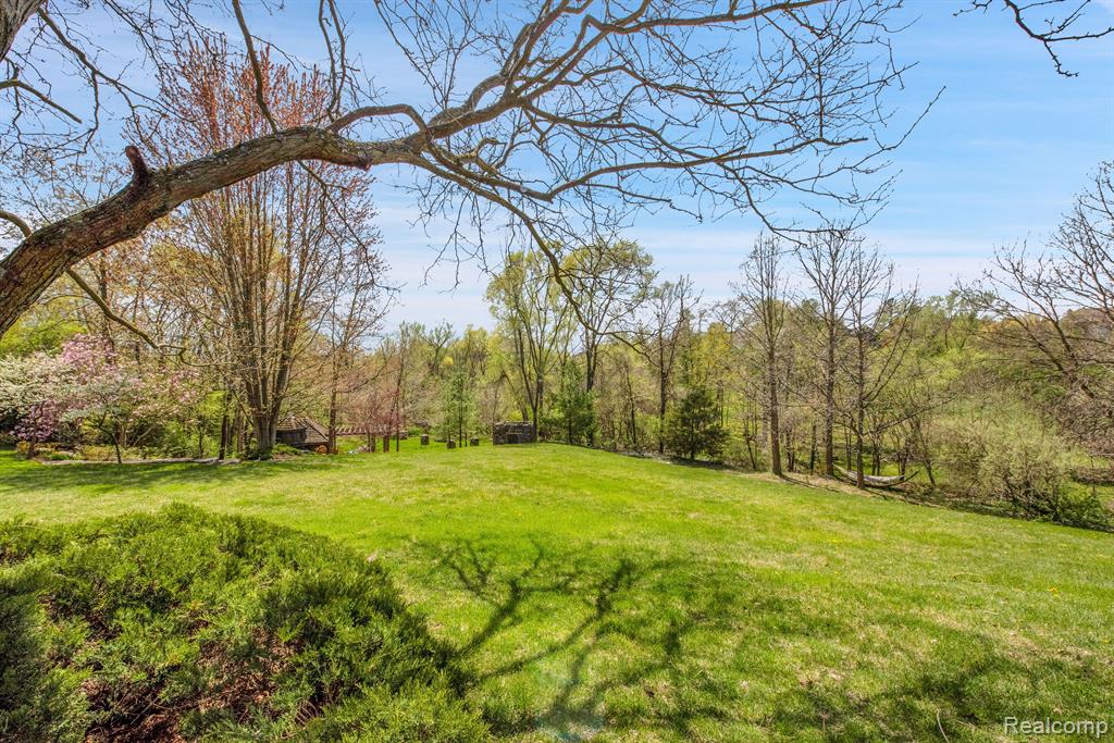 1168 Autumnview Drive