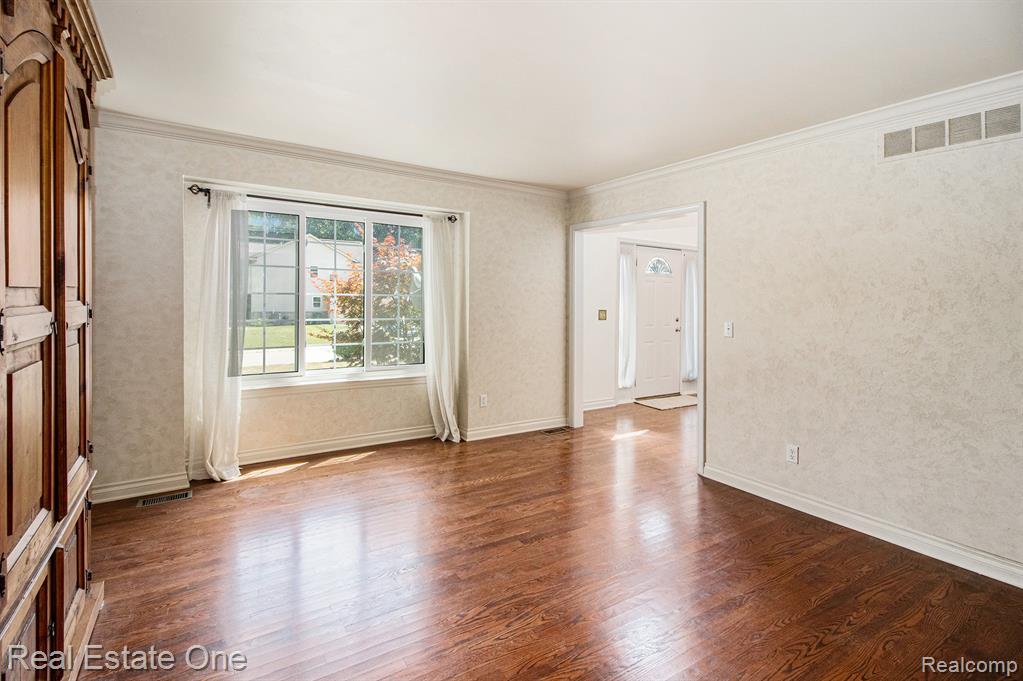 3464 Kossuth Court