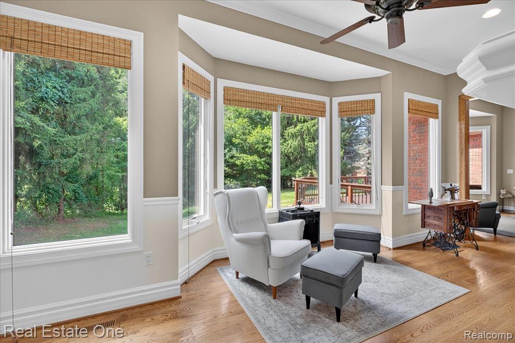 1231 Deer Path Trail
