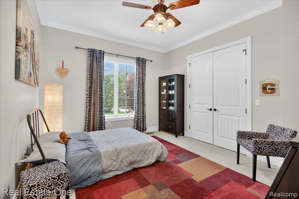 1231 Deer Path Trail