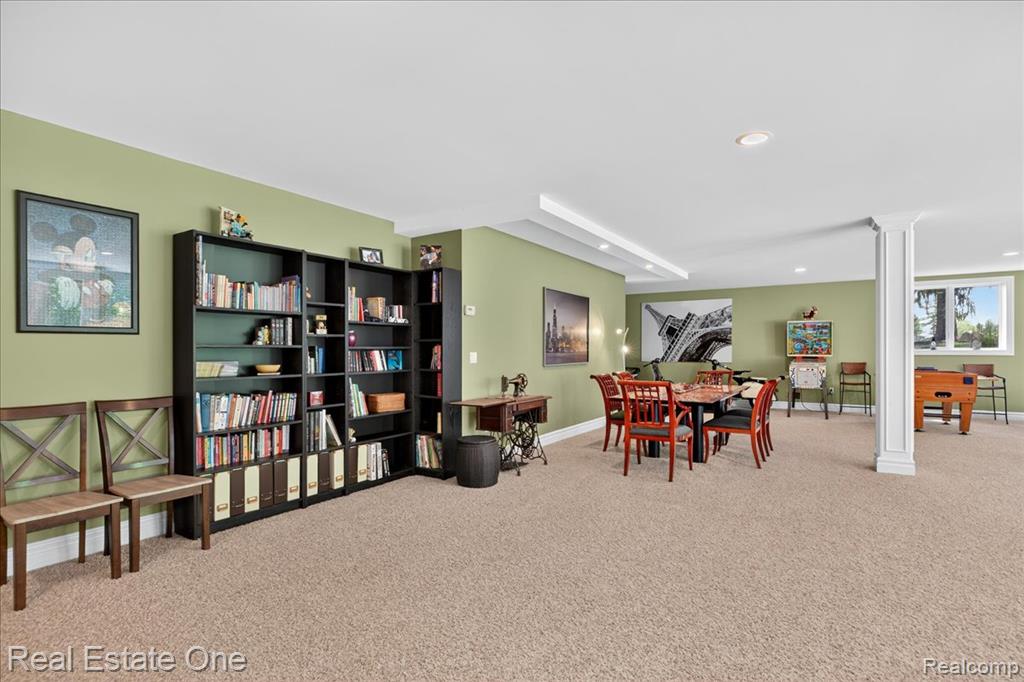 1231 Deer Path Trail