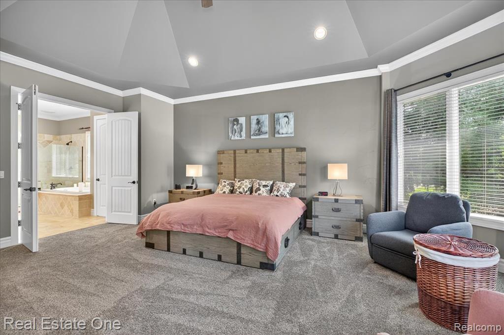 1231 Deer Path Trail
