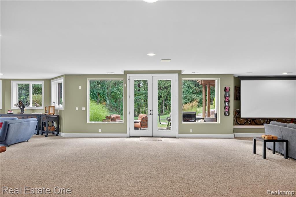 1231 Deer Path Trail