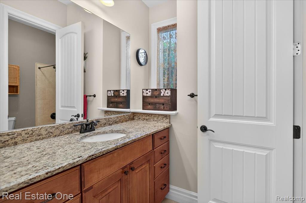 1231 Deer Path Trail
