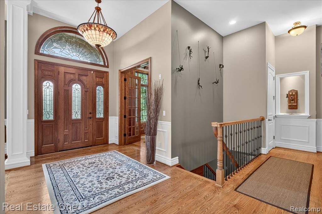 1231 Deer Path Trail