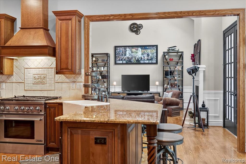 1231 Deer Path Trail