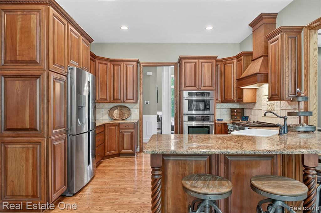 1231 Deer Path Trail
