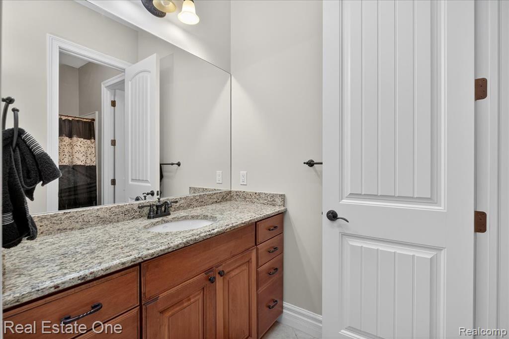 1231 Deer Path Trail