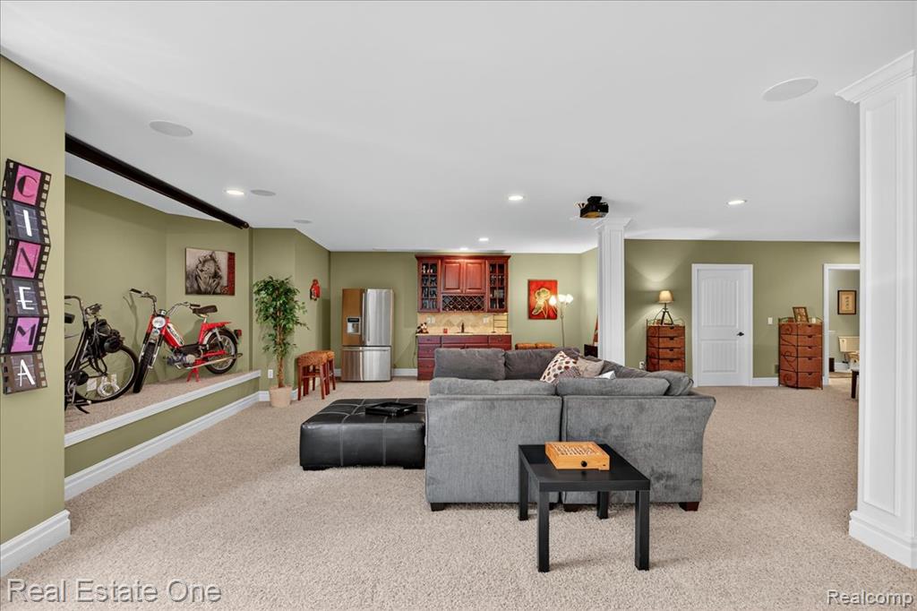 1231 Deer Path Trail