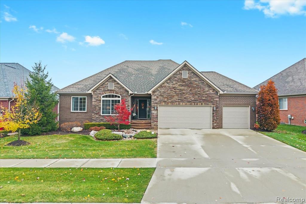 62876 Sawgrass Drive