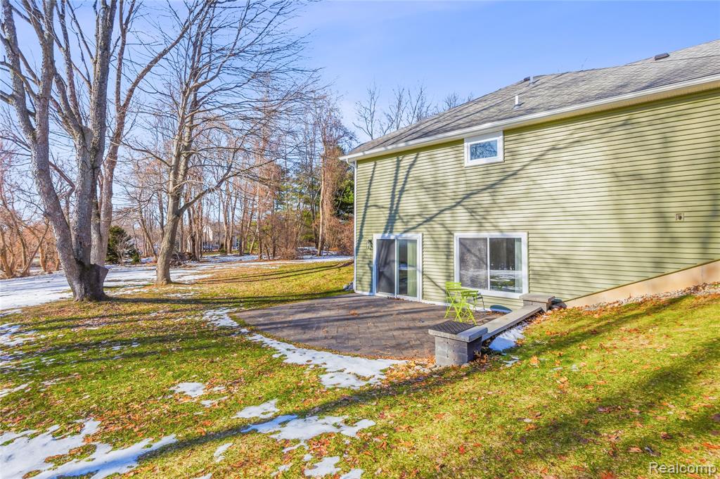 1644 High Pointe Drive