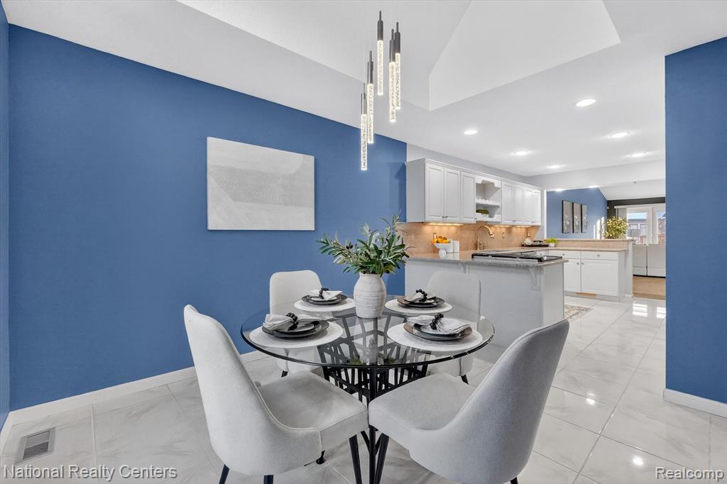 15850 Angelo Lane