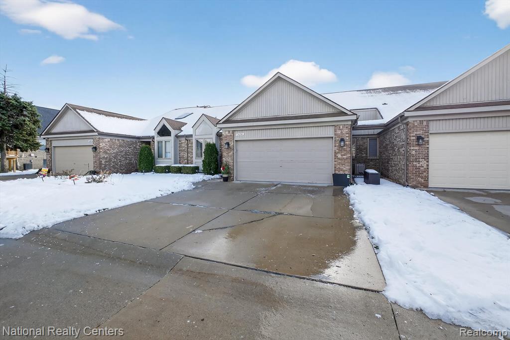 15850 Angelo Lane