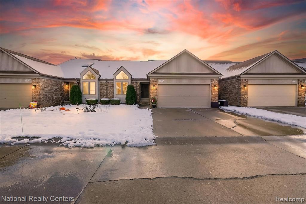 15850 Angelo Lane