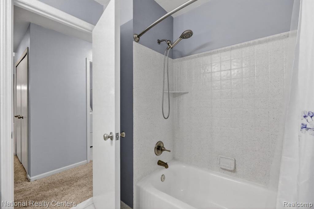 15850 Angelo Lane