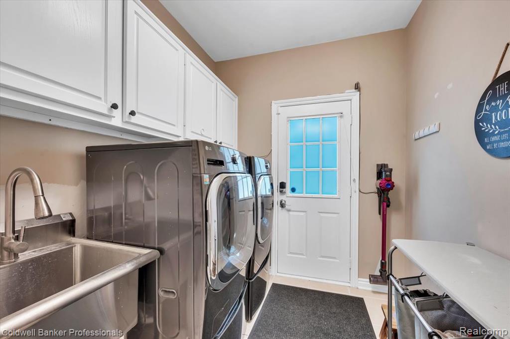 1399 Pebble Ridge Drive