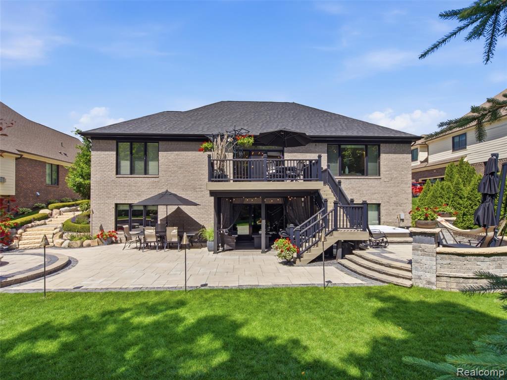 60778 Forest Creek Drive