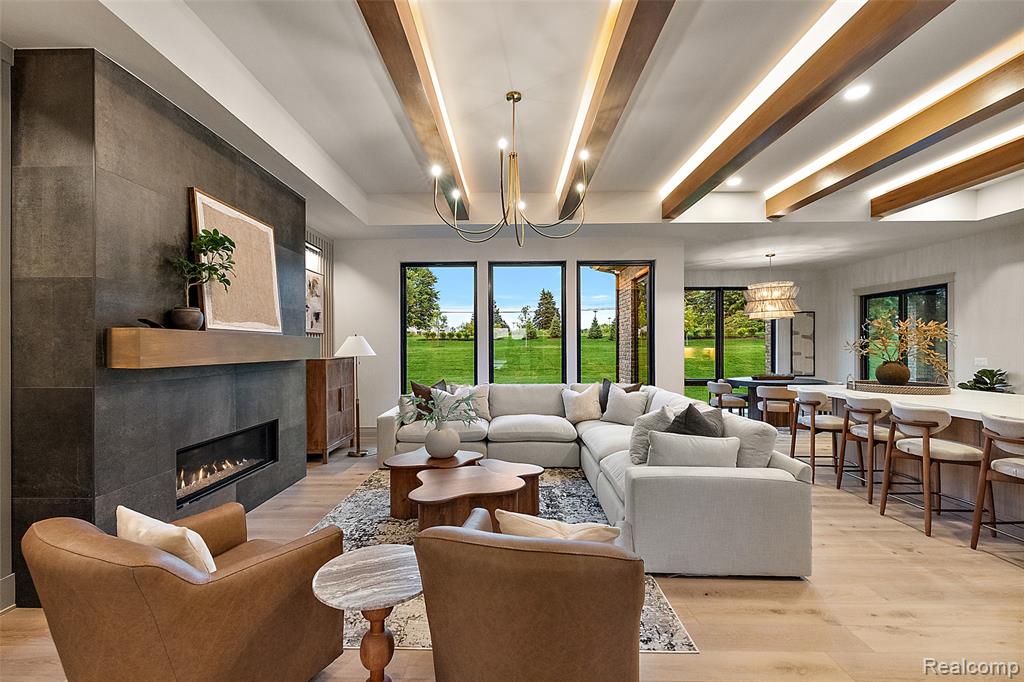 67736 Overlook Trail
