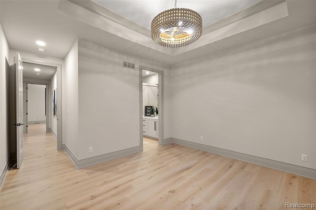 67736 Overlook Trail
