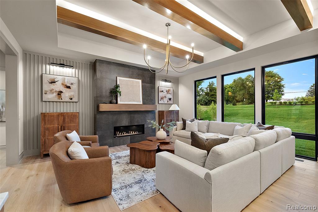 67736 Overlook Trail