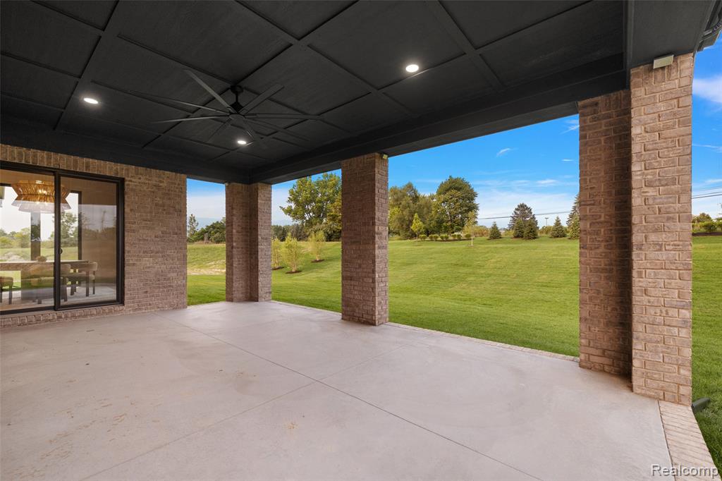 67736 Overlook Trail