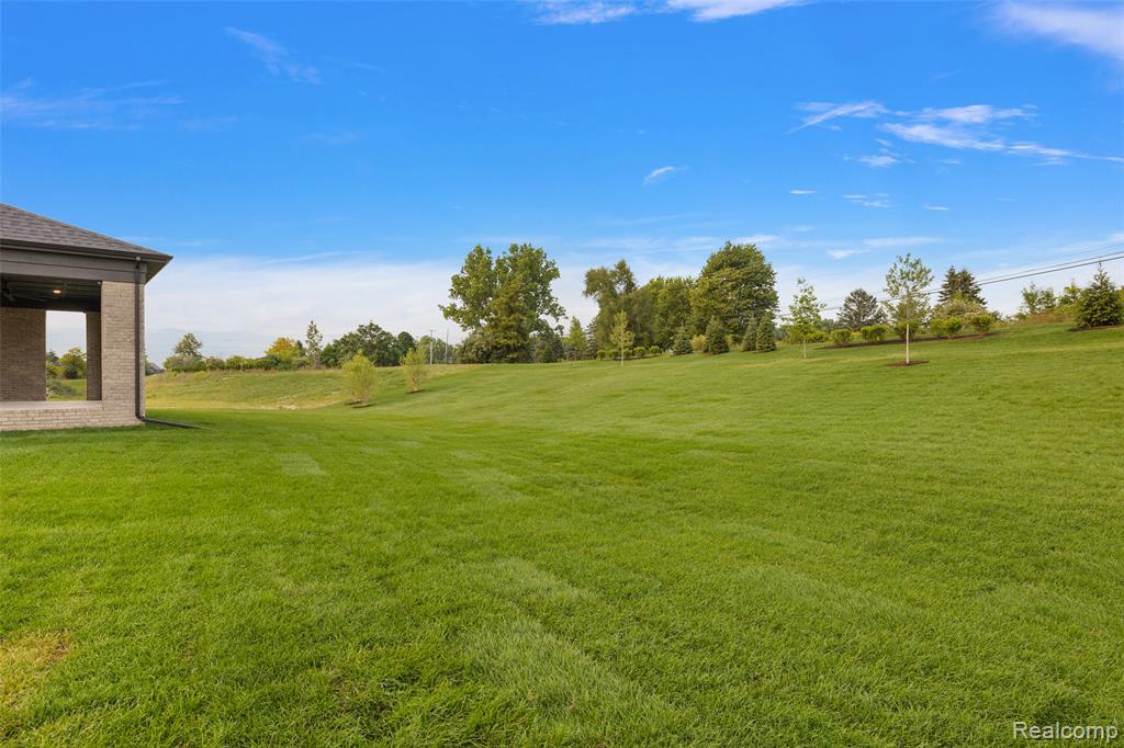 67736 Overlook Trail