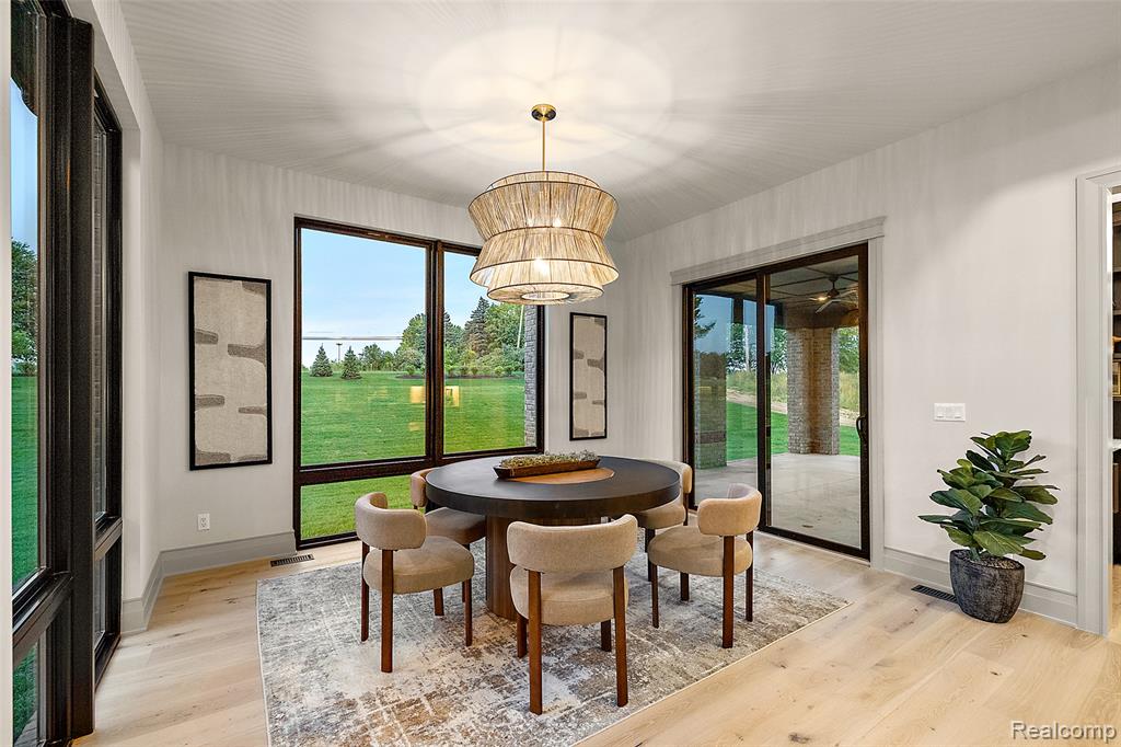 67736 Overlook Trail