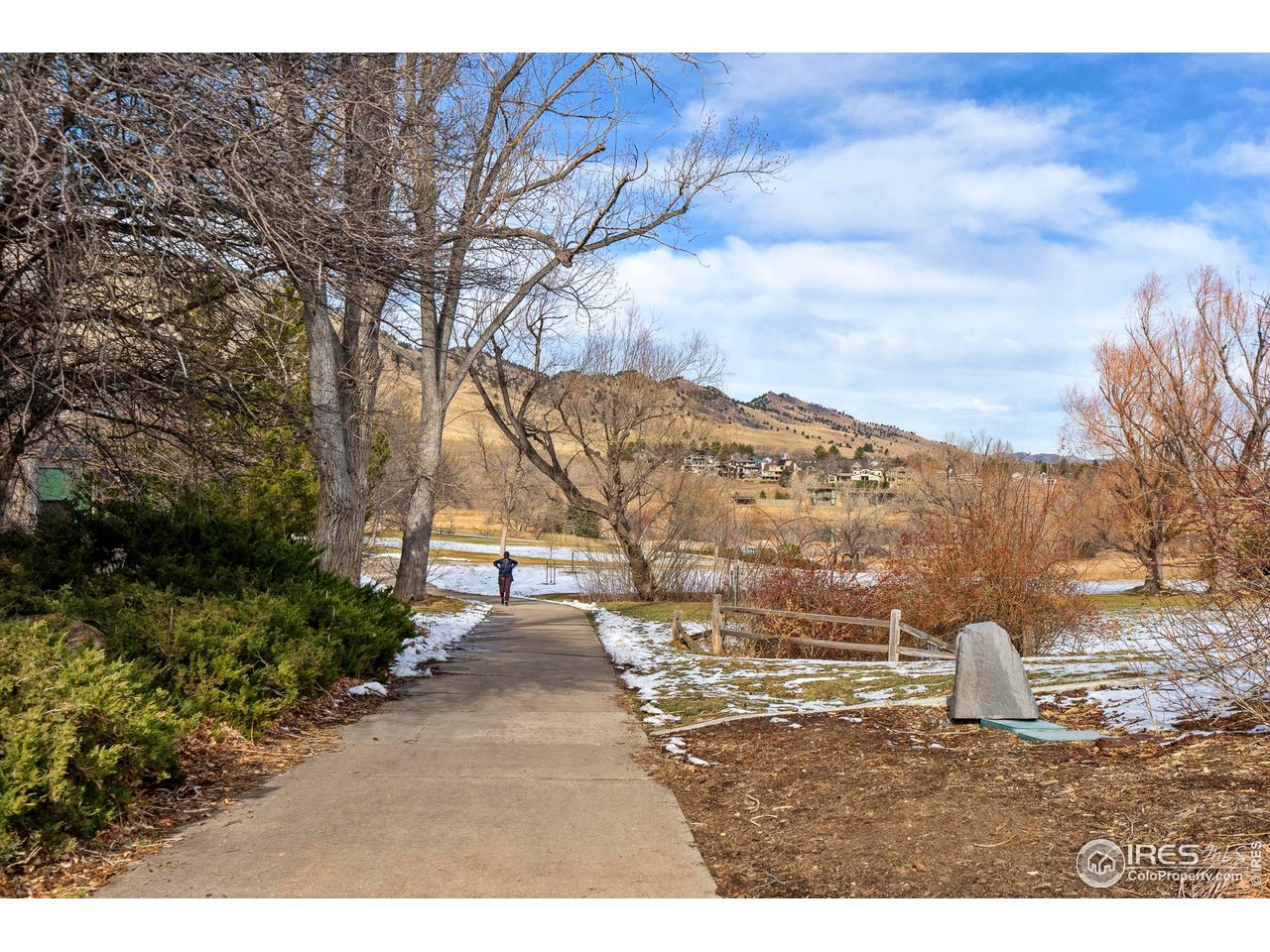 670 Quince Cir