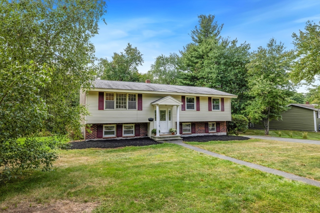 760 Lowell