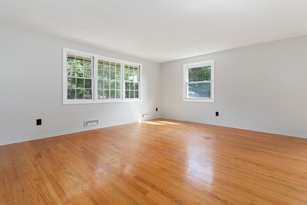 760 Lowell