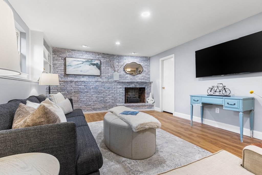 1 Colby Road