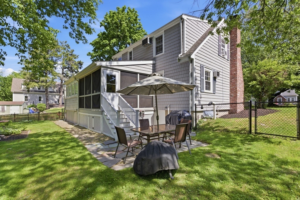 490 Main Street