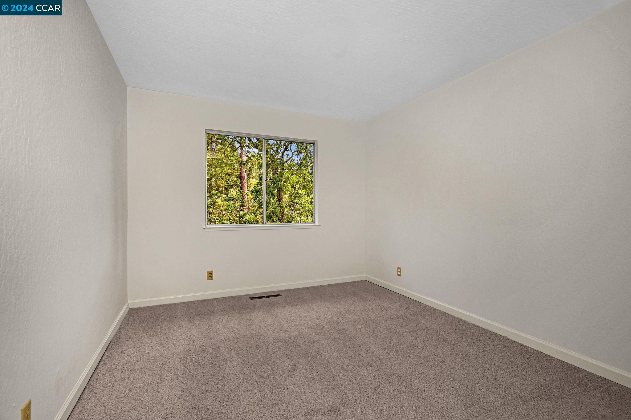 14 Nephi Ct
