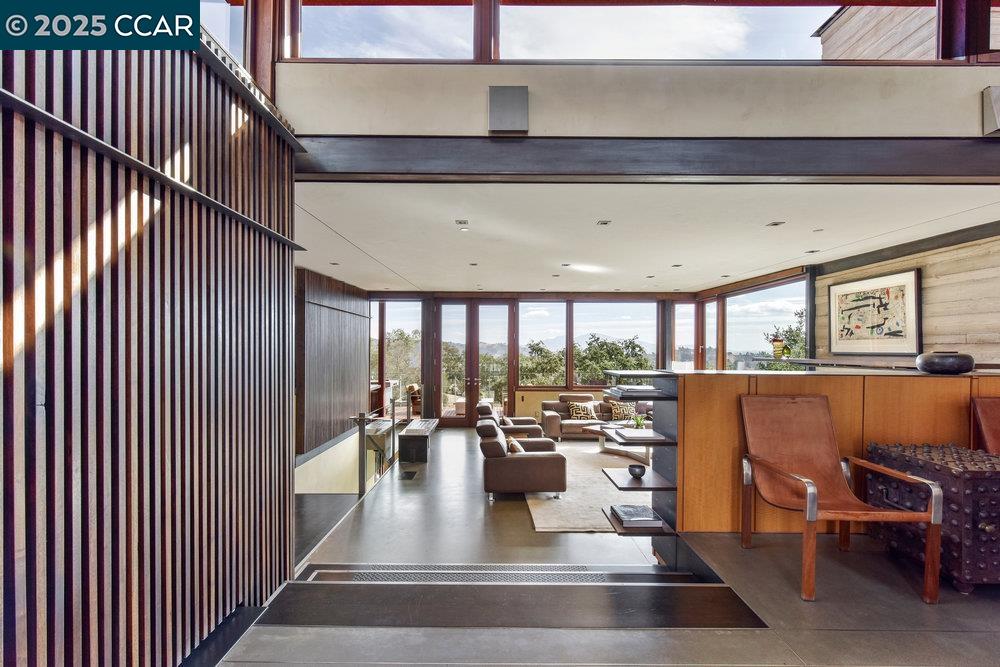 3983 Canyon Road