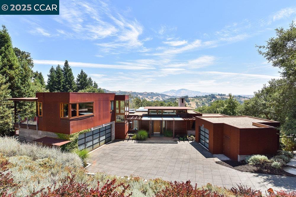 3983 Canyon Road