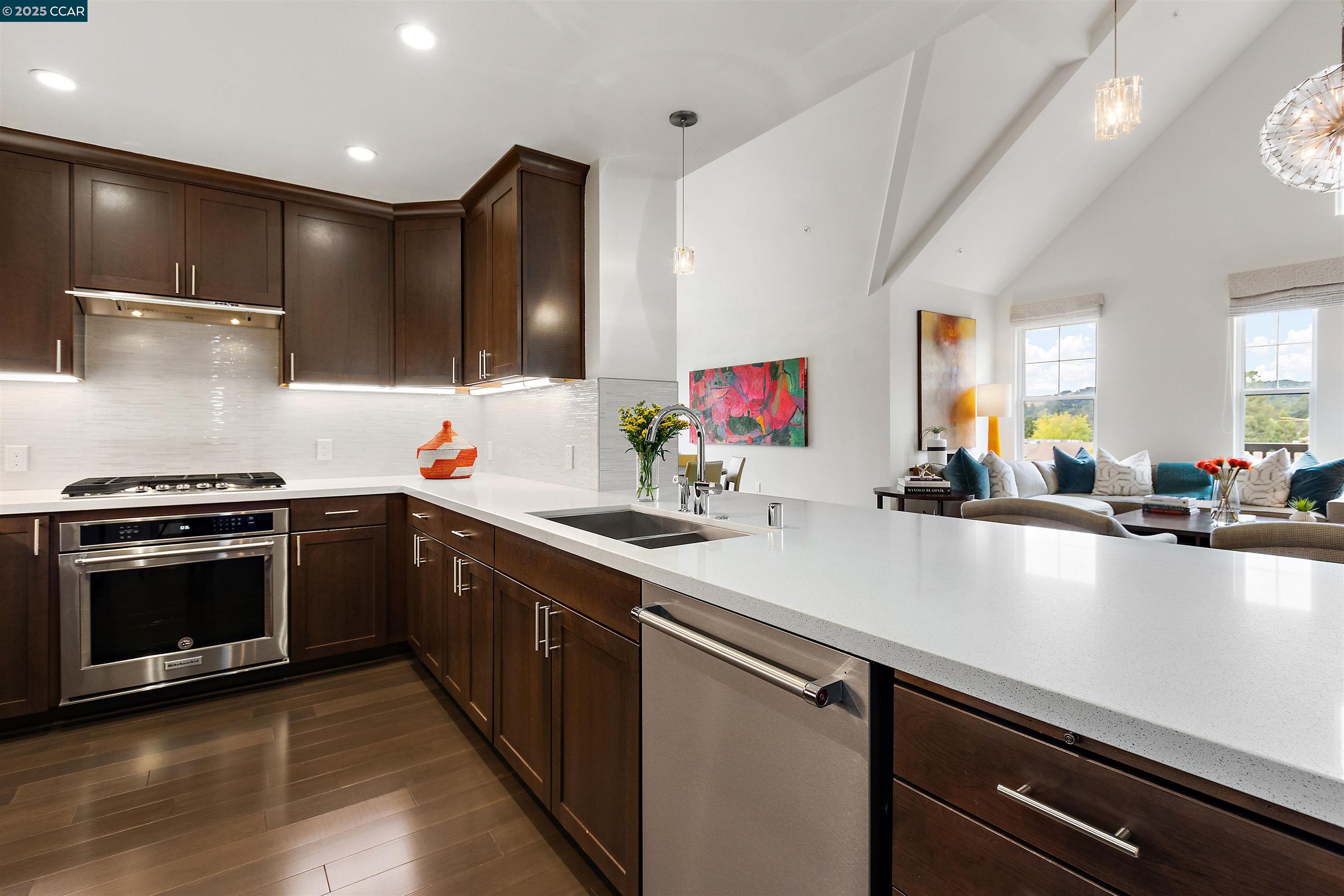 1000 Dewing Ave # 416