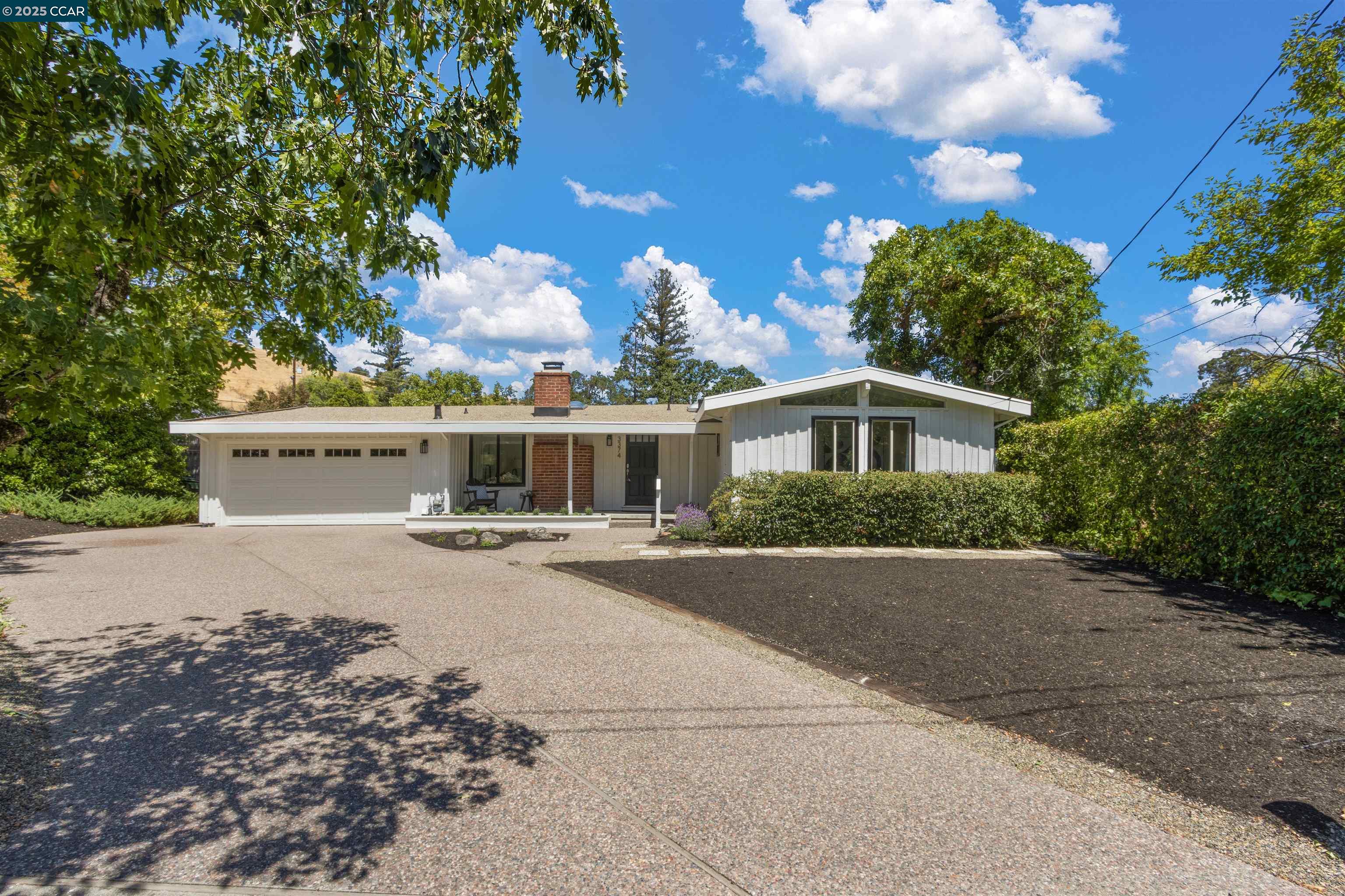 3374 Mildred Lane