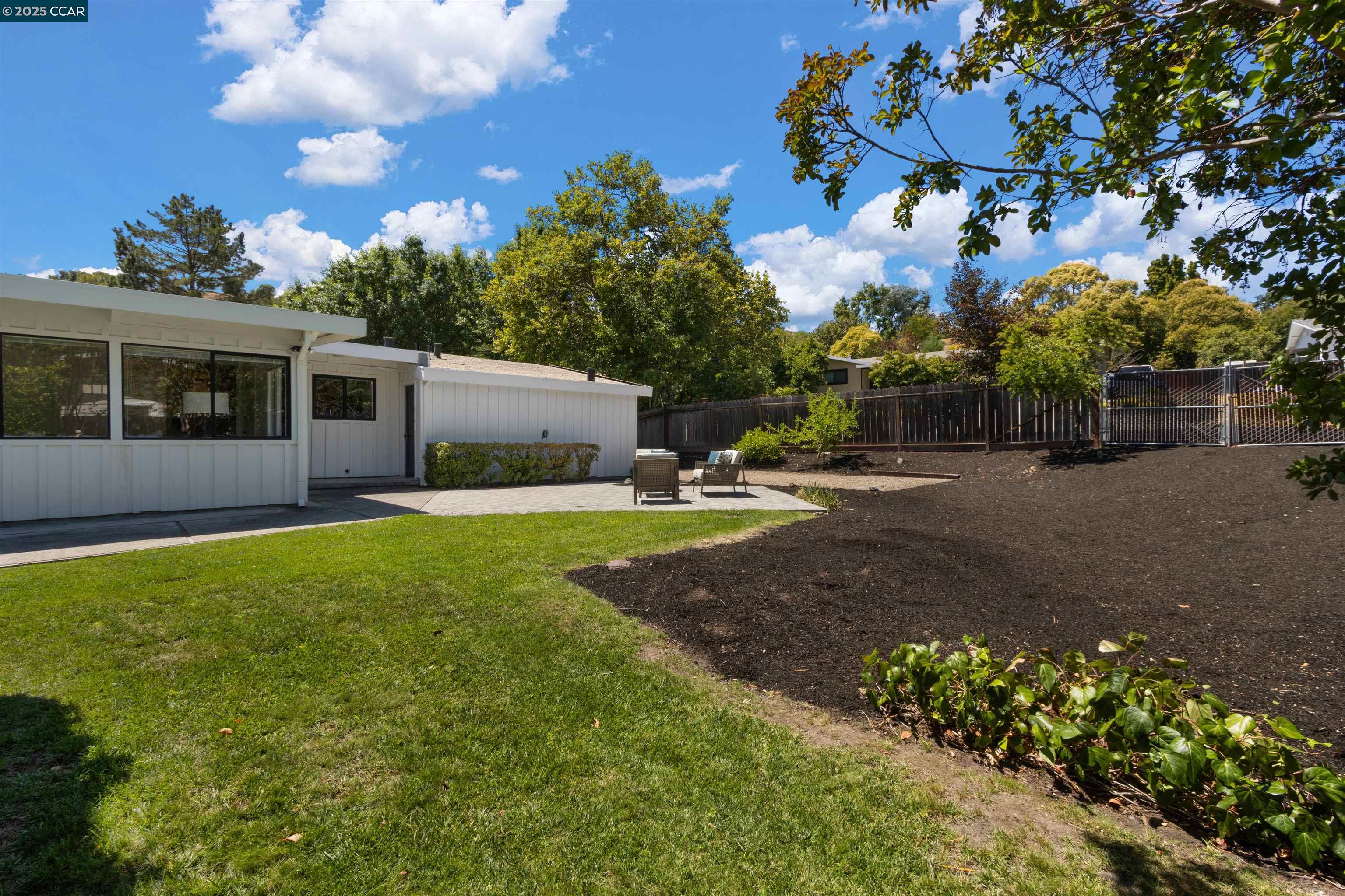 3374 Mildred Lane
