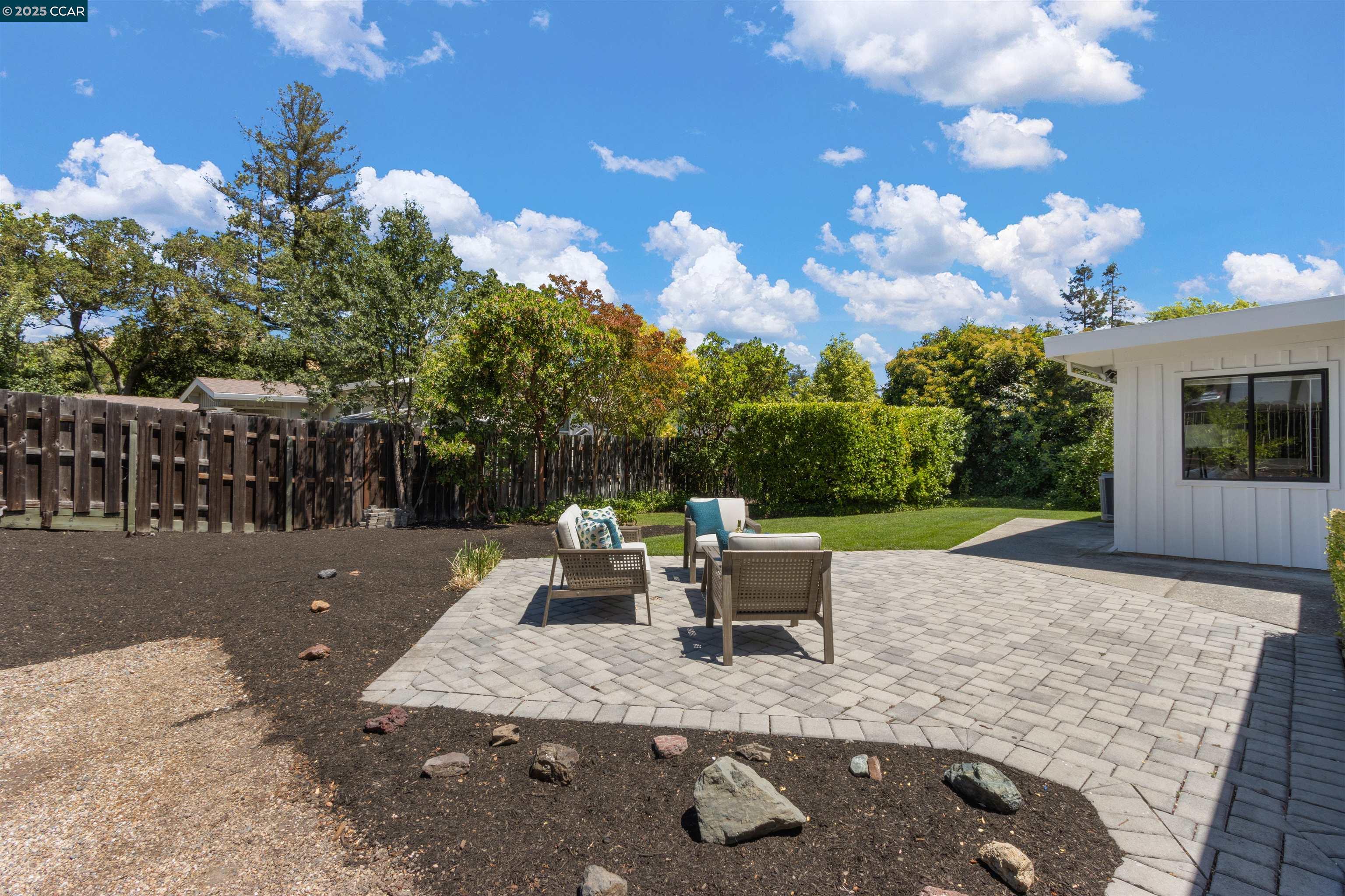 3374 Mildred Lane