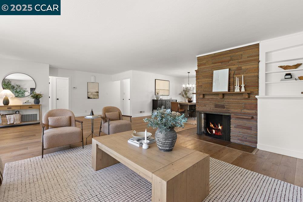 1071 Serrano Ct