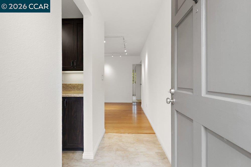 2535 Lucy Lane # B