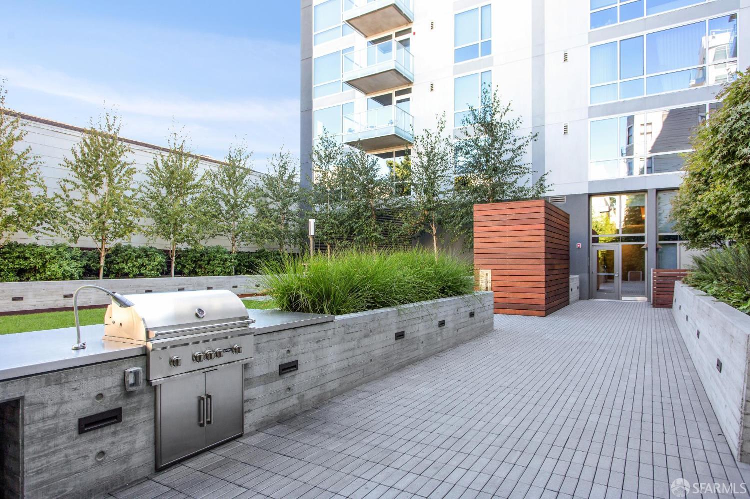 1788 Clay Street # 304